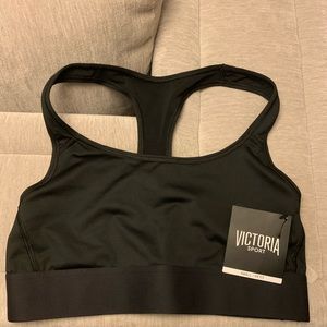 NWT Victoria sports bra